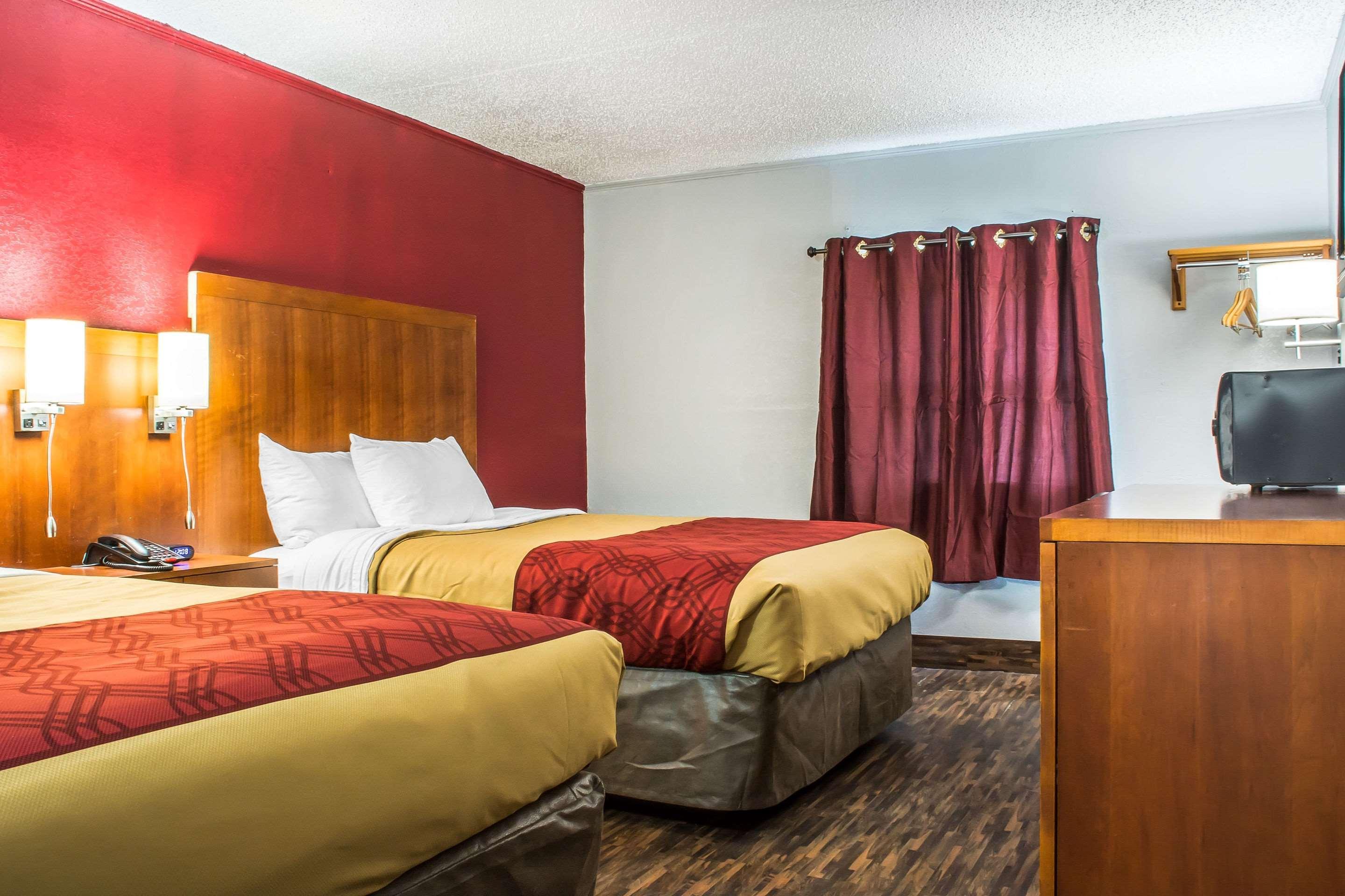 Econo Lodge Brockport Exterior foto